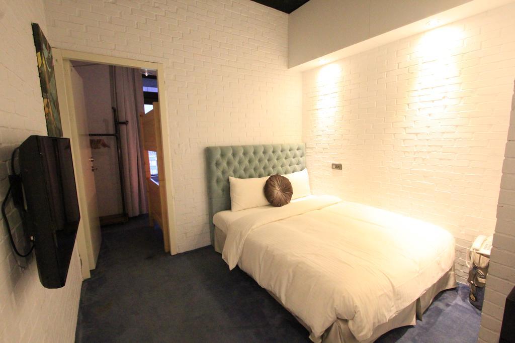 Cheers Boutique Inn